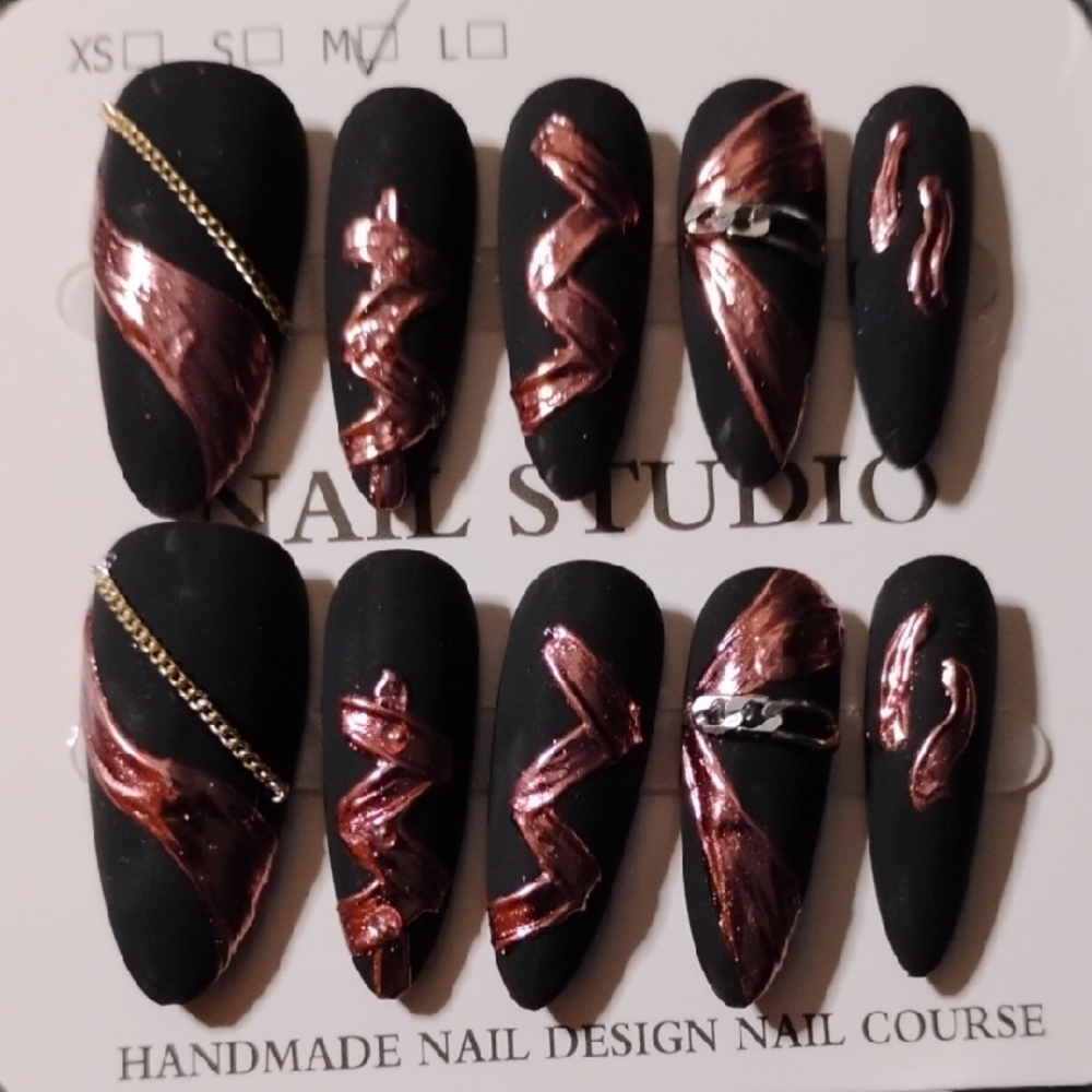 Black and Metallic Press On Nail Set Sz Med
